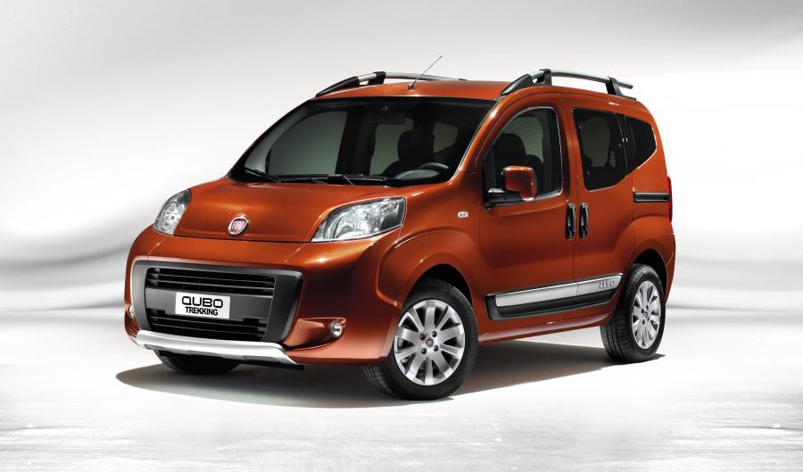 Fiat Qubo Trekking 2011 года  (фото 6 из 11)